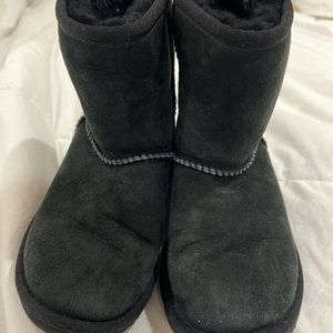 Toddler Black Uggs size 11